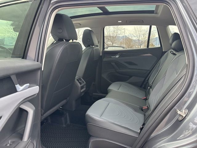 New 2026 Volkswagen Tiguan SE AWD/4WD image 8