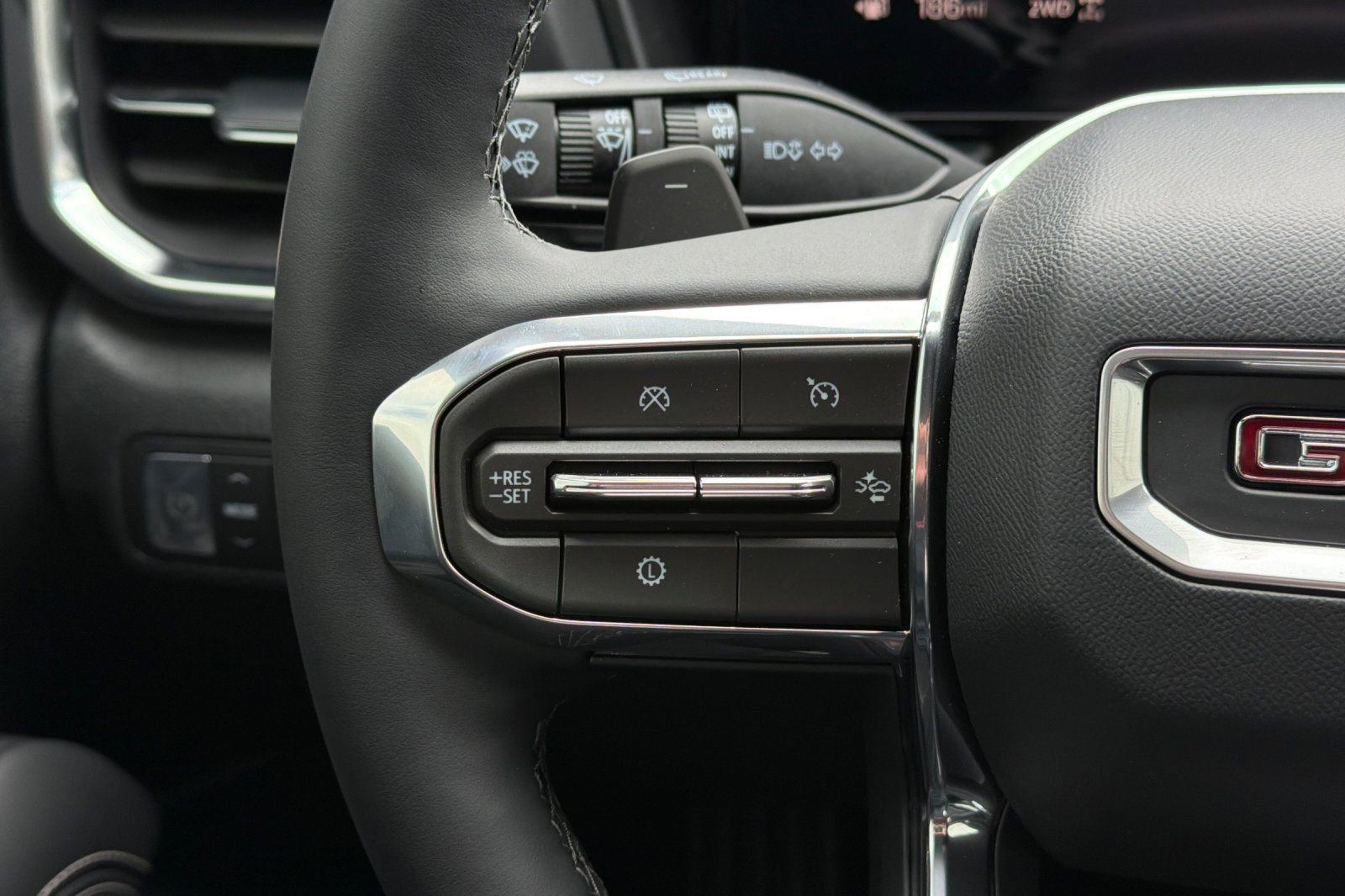 New 2026 GMC Terrain Elevation w/ Elevation Premium Package image 25