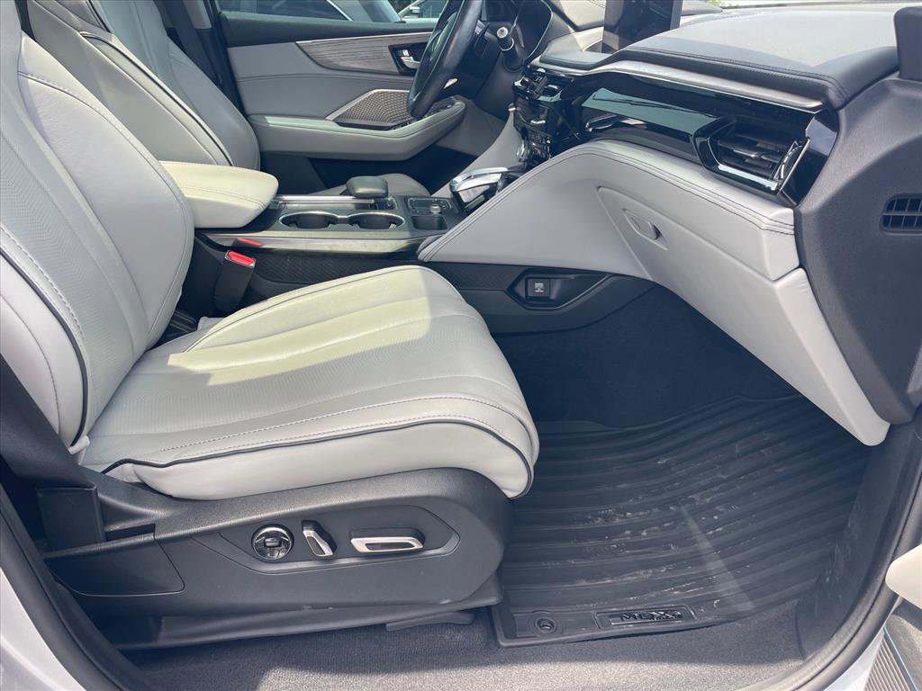 Used 2022 Acura MDX SH-AWD w/ Advance Package image 29