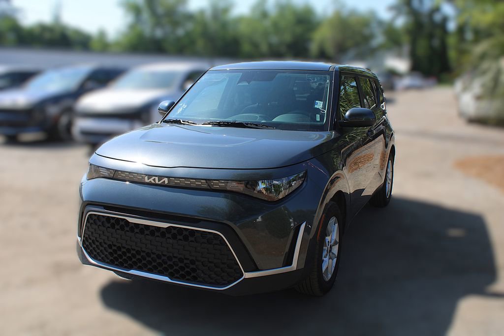 Certified 2025 Kia Soul LX w/ LX Technology Package image 15