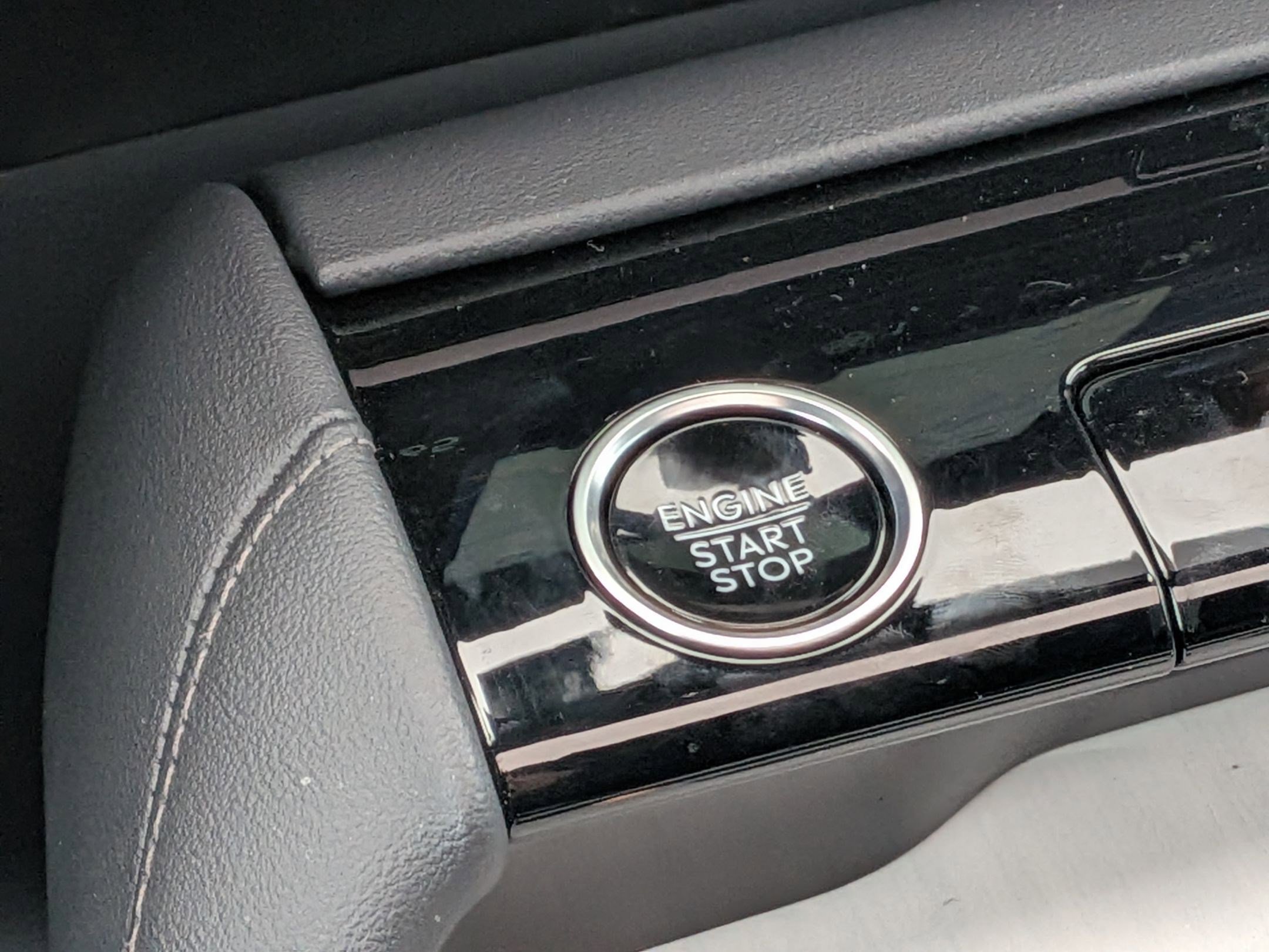 Used 2026 Lincoln Navigator L Reserve w/ Jet Appearance Package image 16