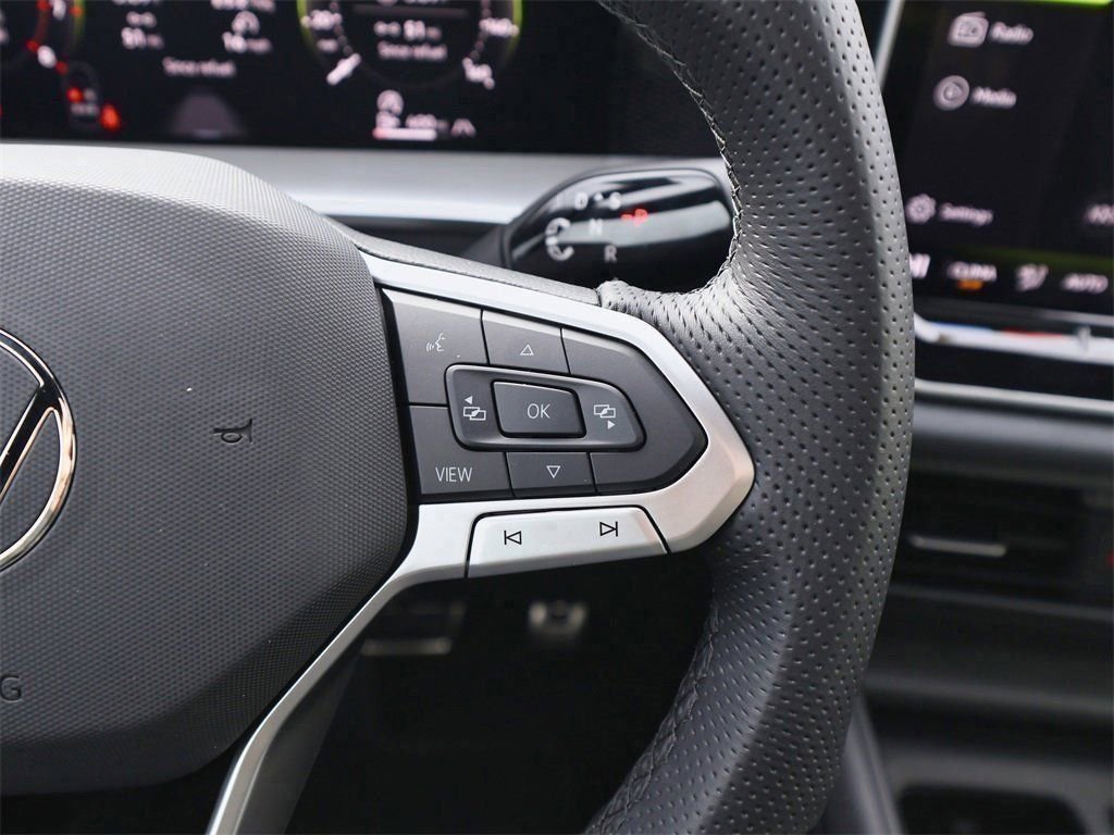 New 2026 Volkswagen Tiguan SE R-Line image 23