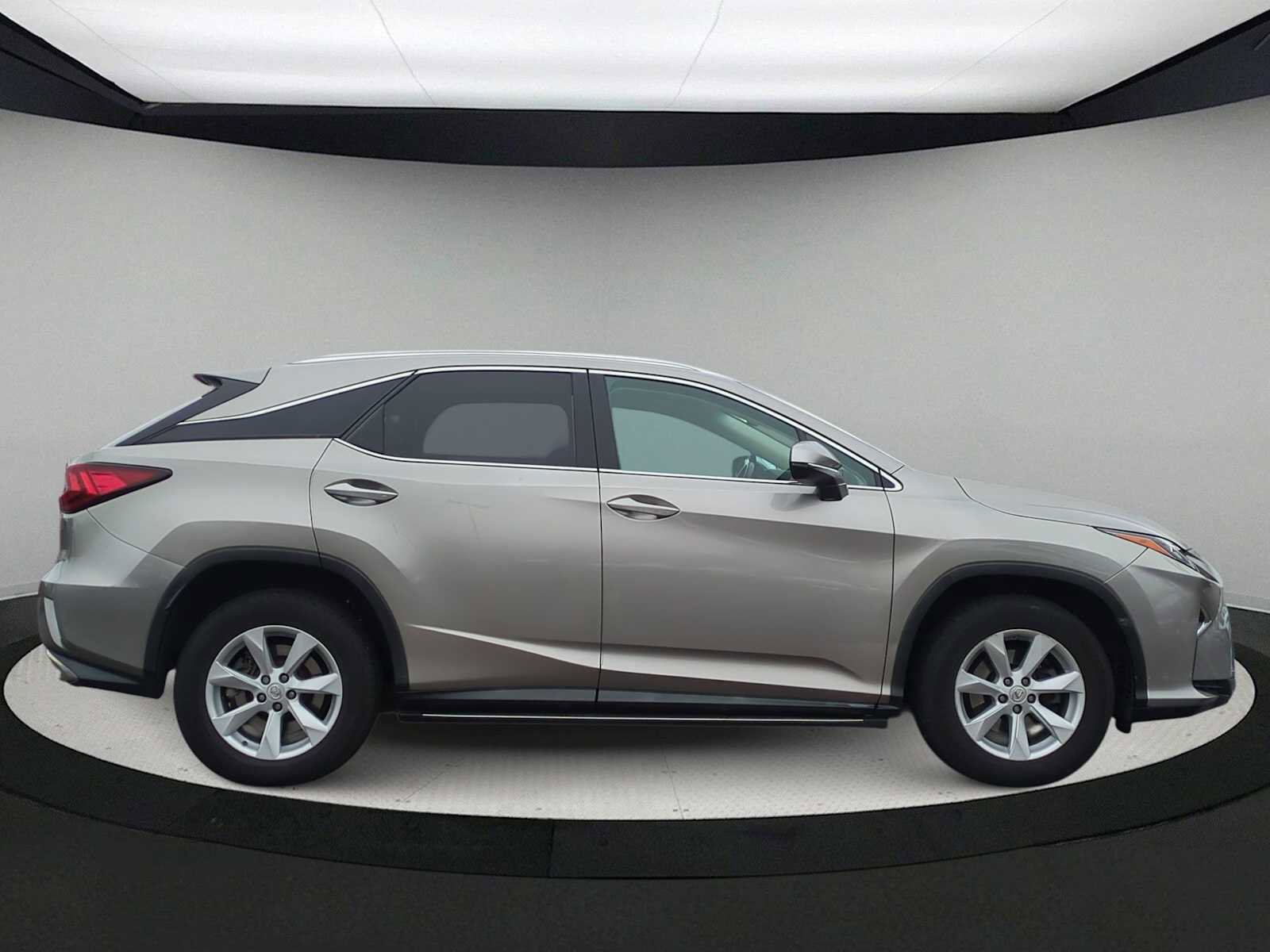Used 2017 Lexus RX 350 AWD image 9