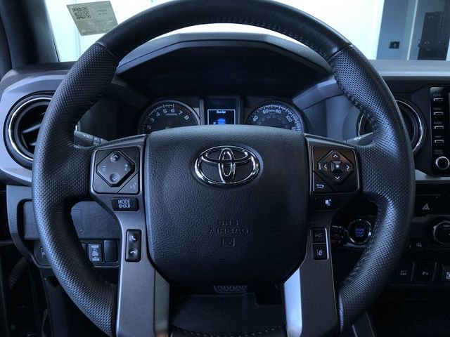 Certified 2022 Toyota Tacoma TRD Off-Road w/ TRD Premium Off Road Package AWD/4WD image 18