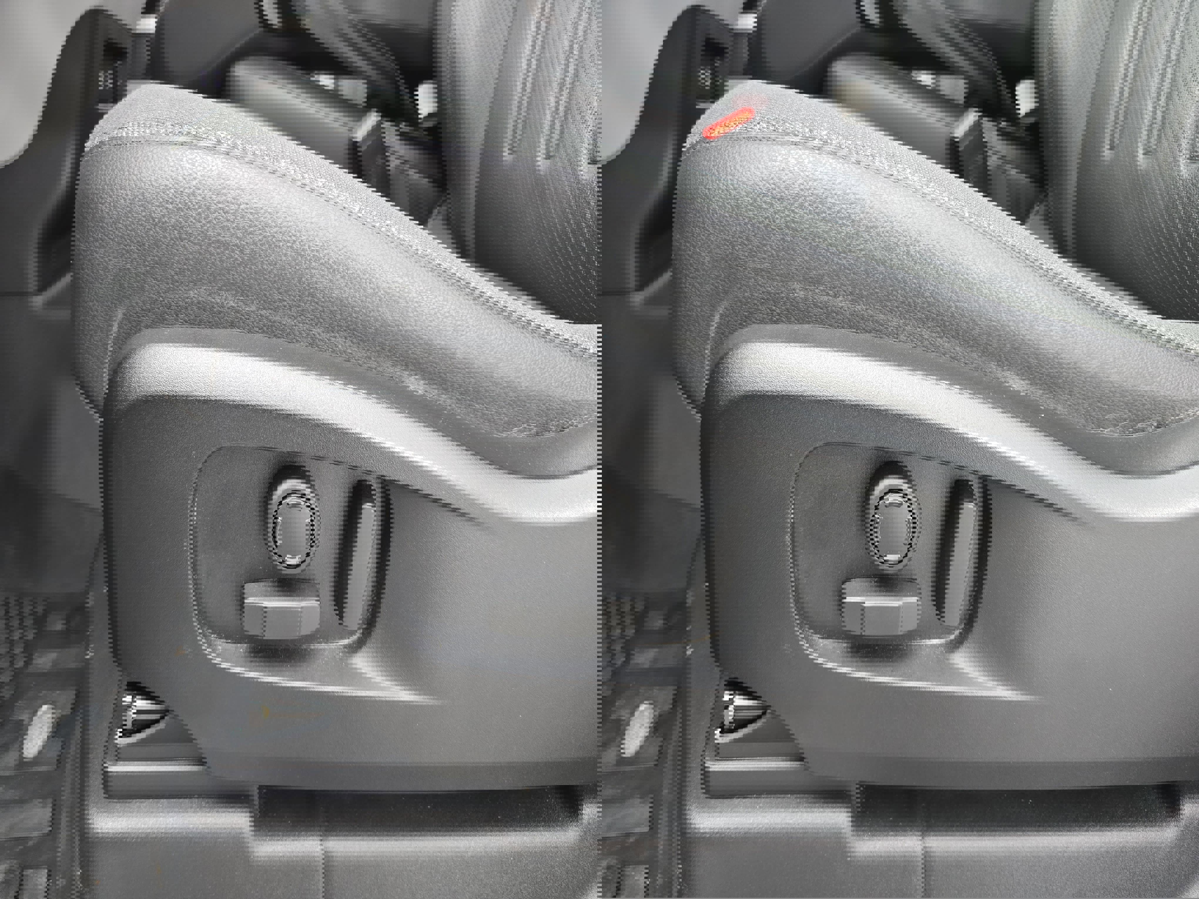 Certified 2021 Land Rover Defender 90 First Edition image 28