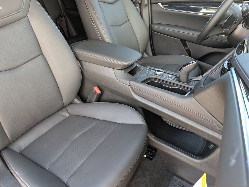 New 2026 Cadillac XT5 Premium Luxury AWD/4WD image 34