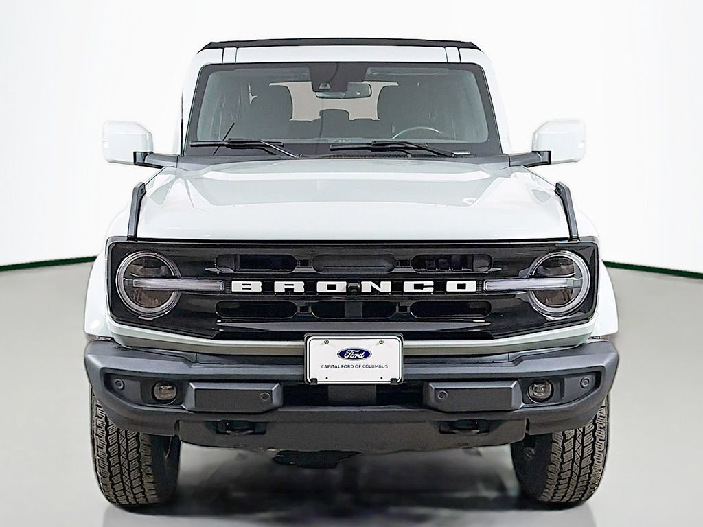 Used 2023 Ford Bronco Outer Banks AWD/4WD image 13