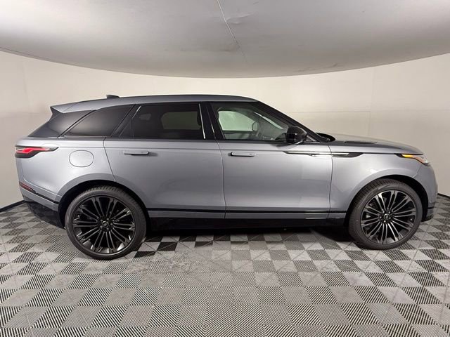 New 2026 Land Rover Range Rover Velar Dynamic SE image 8
