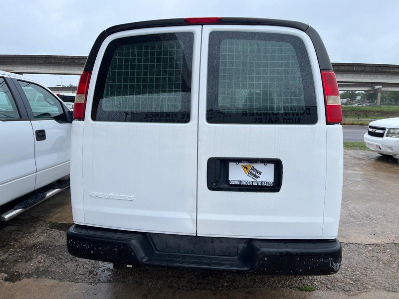 Used 2009 Chevrolet Express 2500 Extended RWD image 5