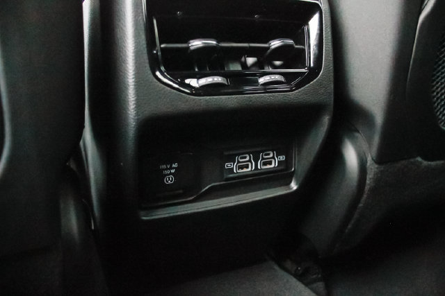Used 2024 Jeep Grand Cherokee Altitude AWD/4WD image 27