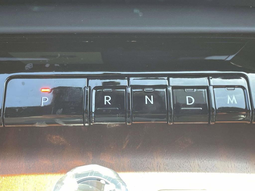 New 2026 Lincoln Navigator L Black Label image 17