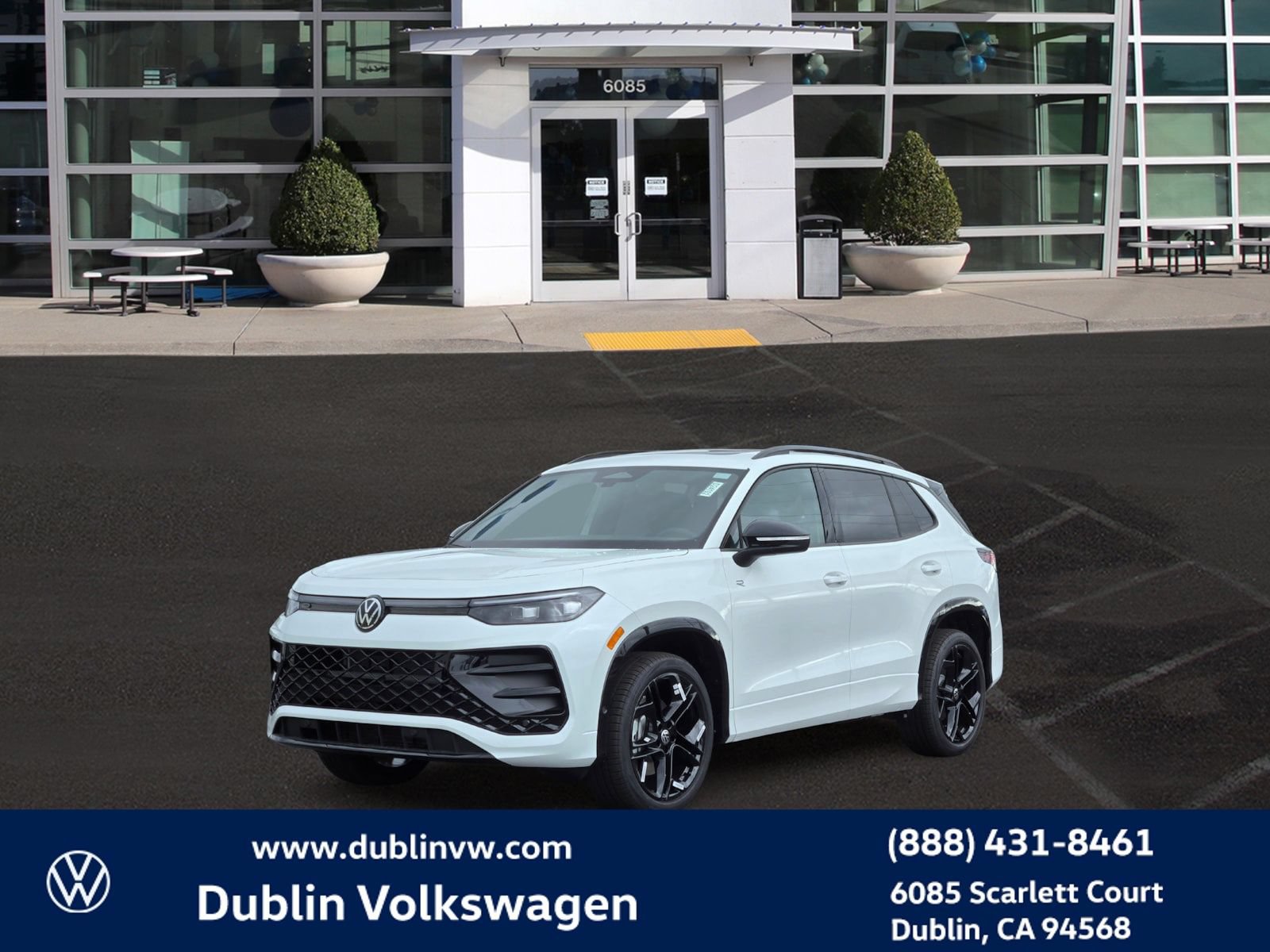 New 2026 Volkswagen Tiguan SE R-Line AWD/4WD image 8