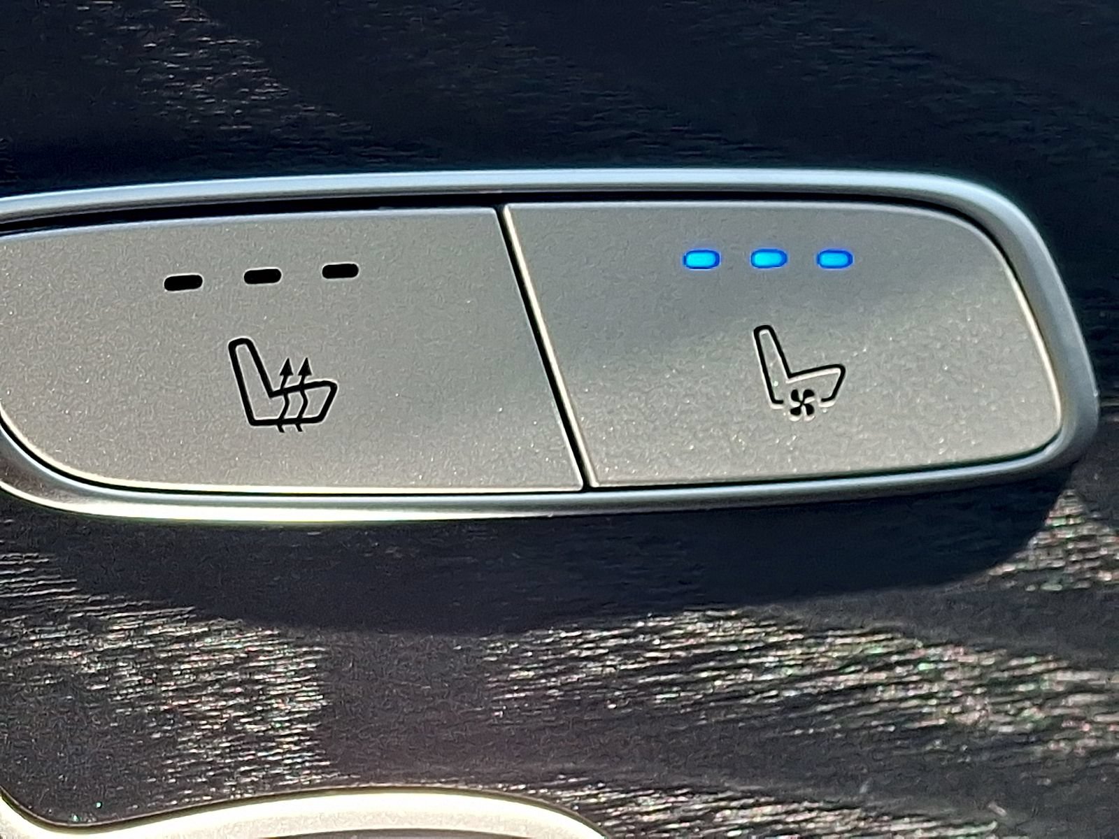 Certified 2023 Mercedes-Benz E 350 4MATIC Sedan image 23