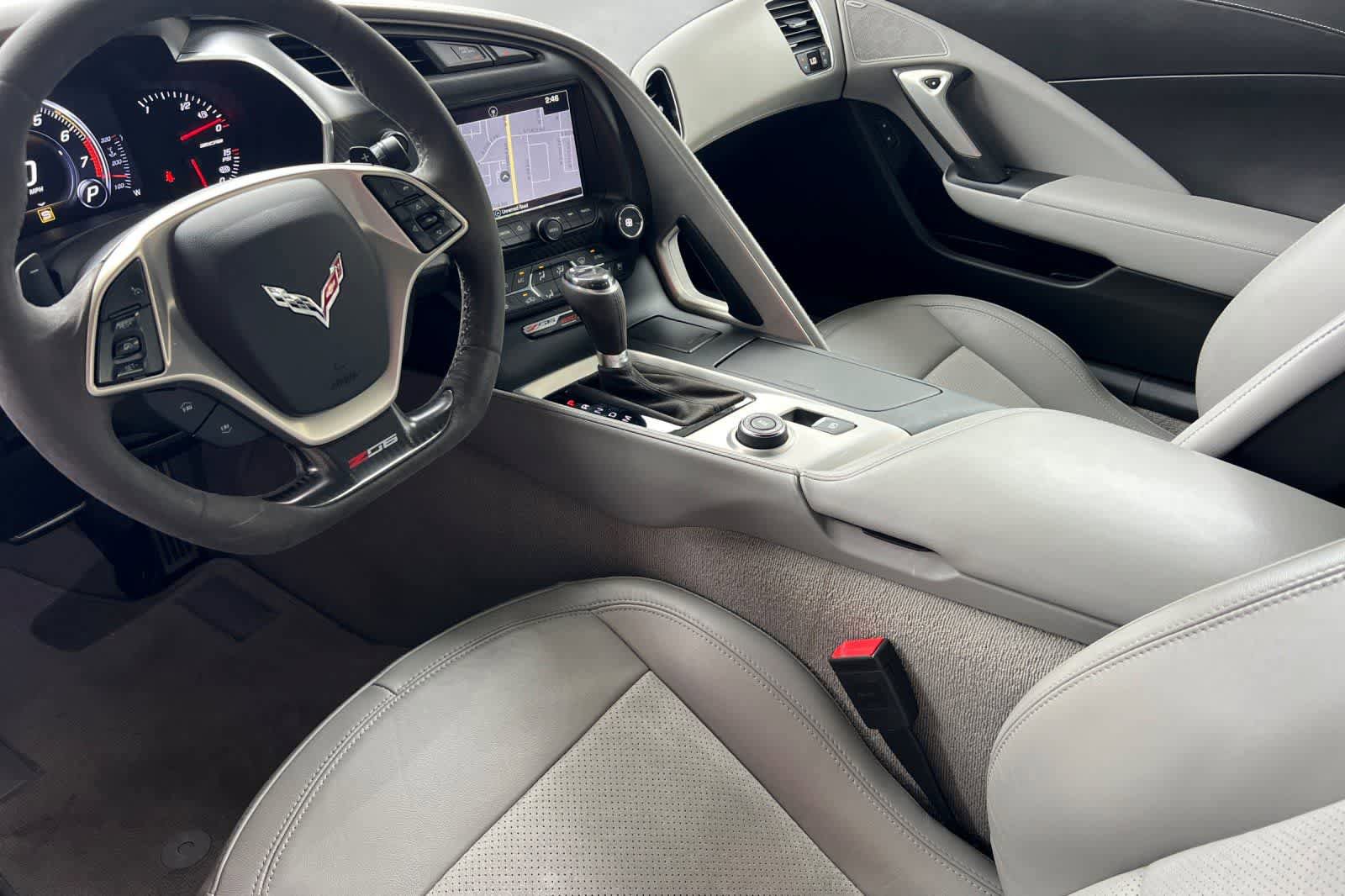 Used 2018 Chevrolet Corvette Z06 RWD image 14