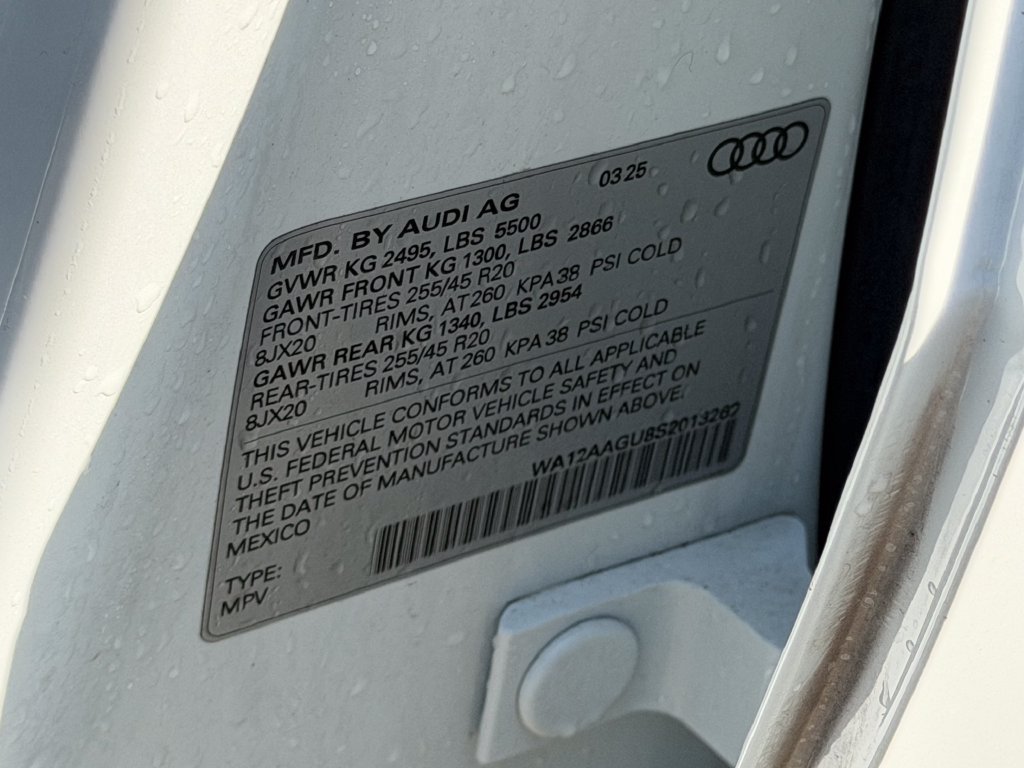 Used 2025 Audi Q5 Premium Plus w/ Premium Plus AWD/4WD image 28