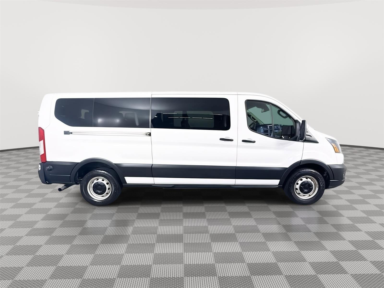 Used 2020 Ford Transit 350 XL RWD image 23