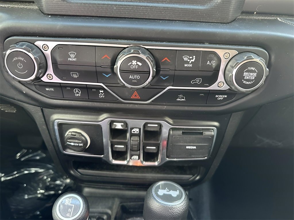 Used 2021 Jeep Wrangler Unlimited Sport image 27