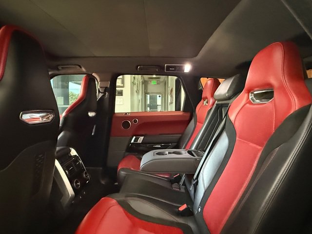 Used 2020 Land Rover Range Rover Sport SVR AWD/4WD image 19