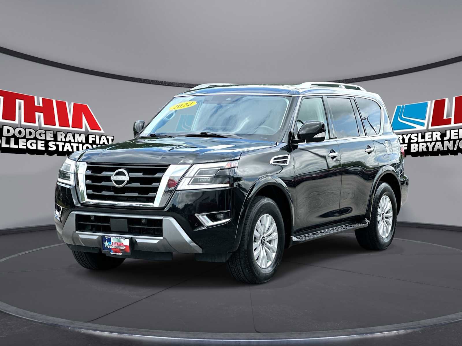 Used 2024 Nissan Armada SV AWD/4WD image 1