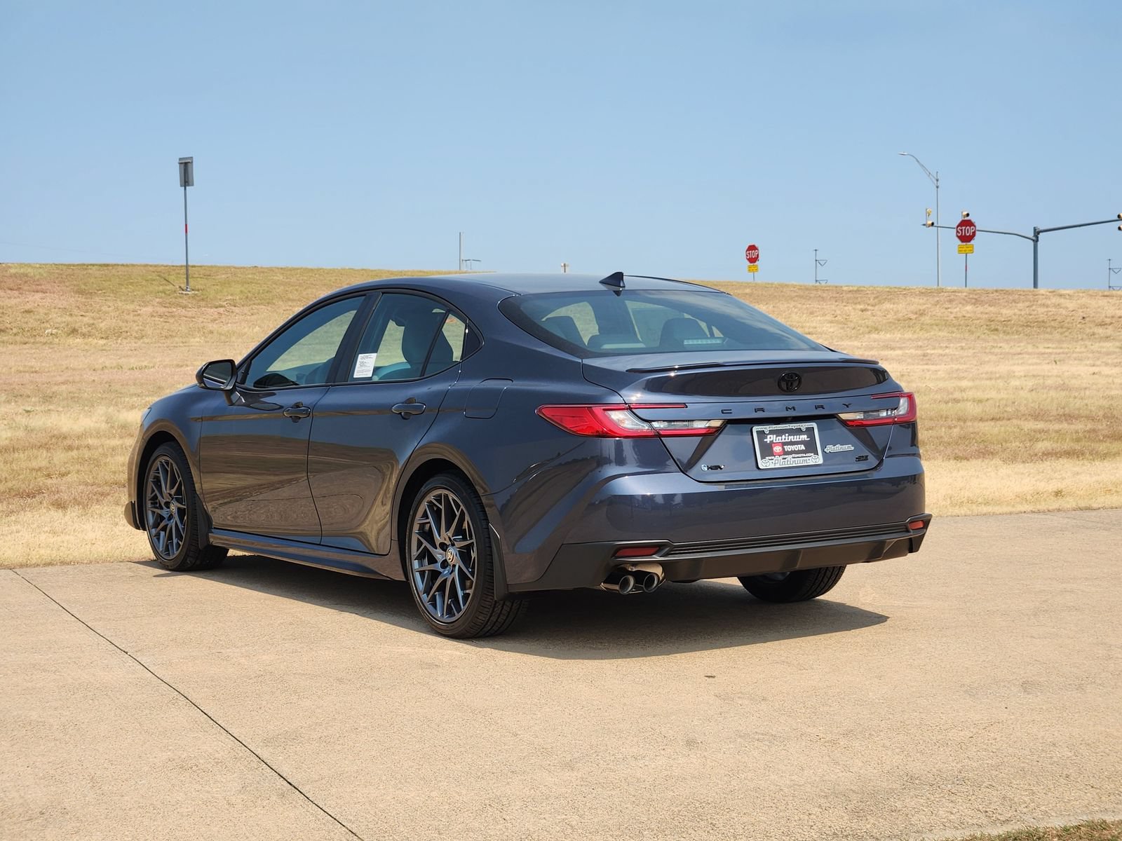 New 2026 Toyota Camry SE FWD image 5