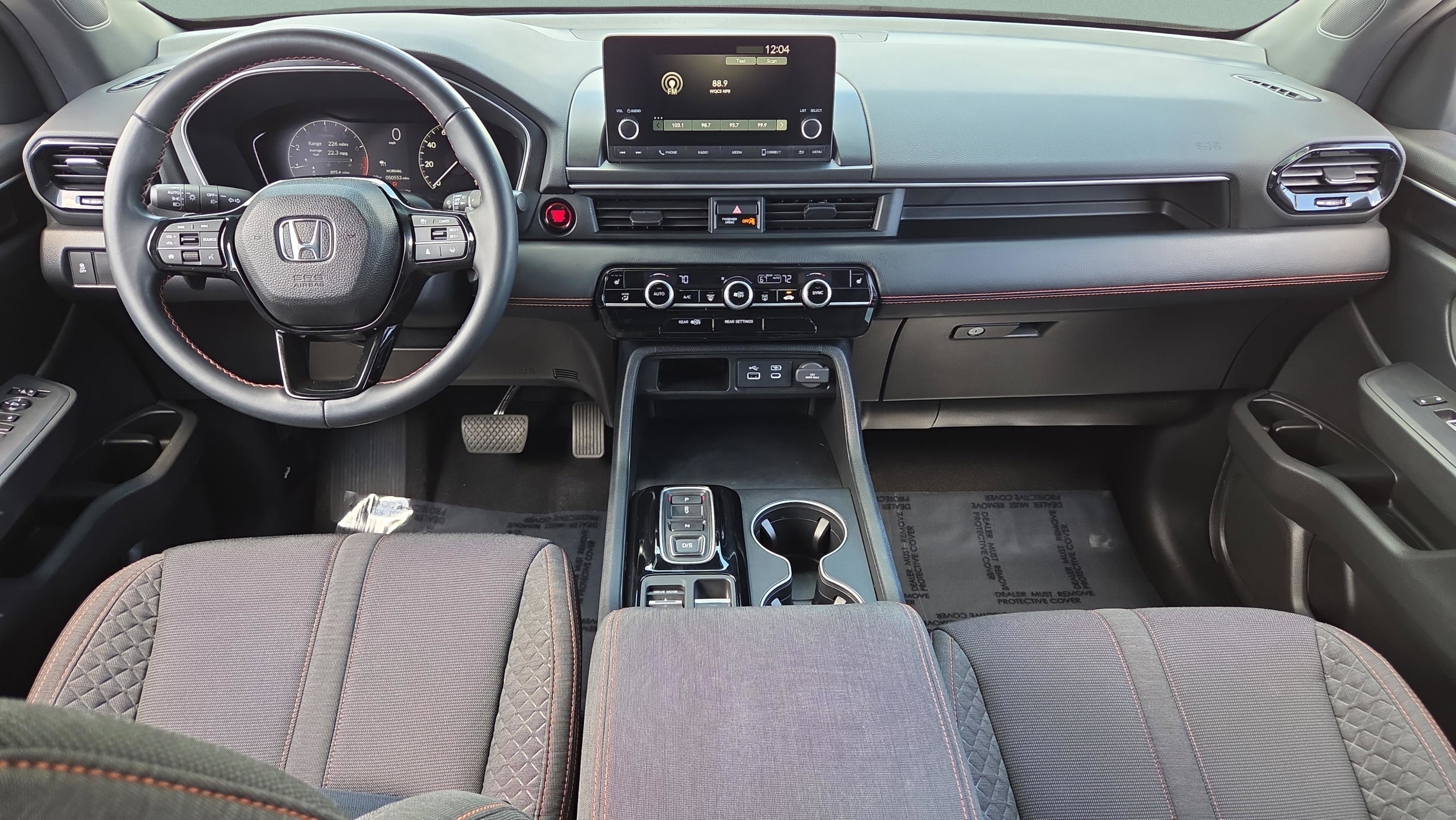 Used 2023 Honda Pilot Sport image 13