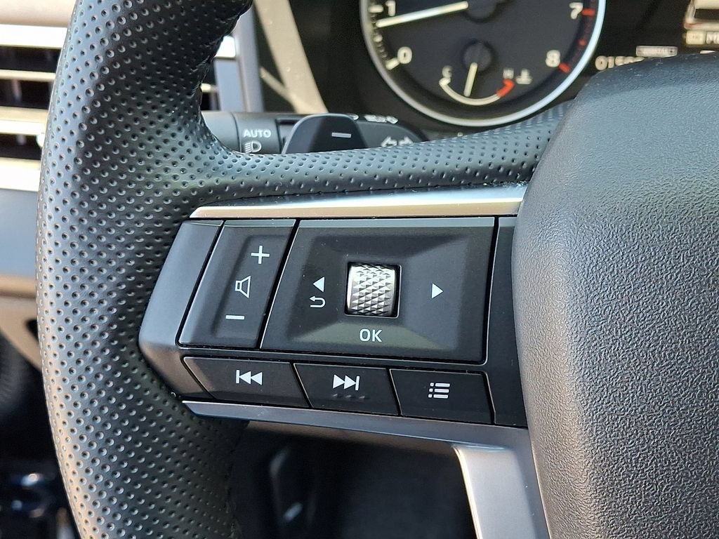 Used 2025 Mitsubishi Outlander SE AWD/4WD image 23