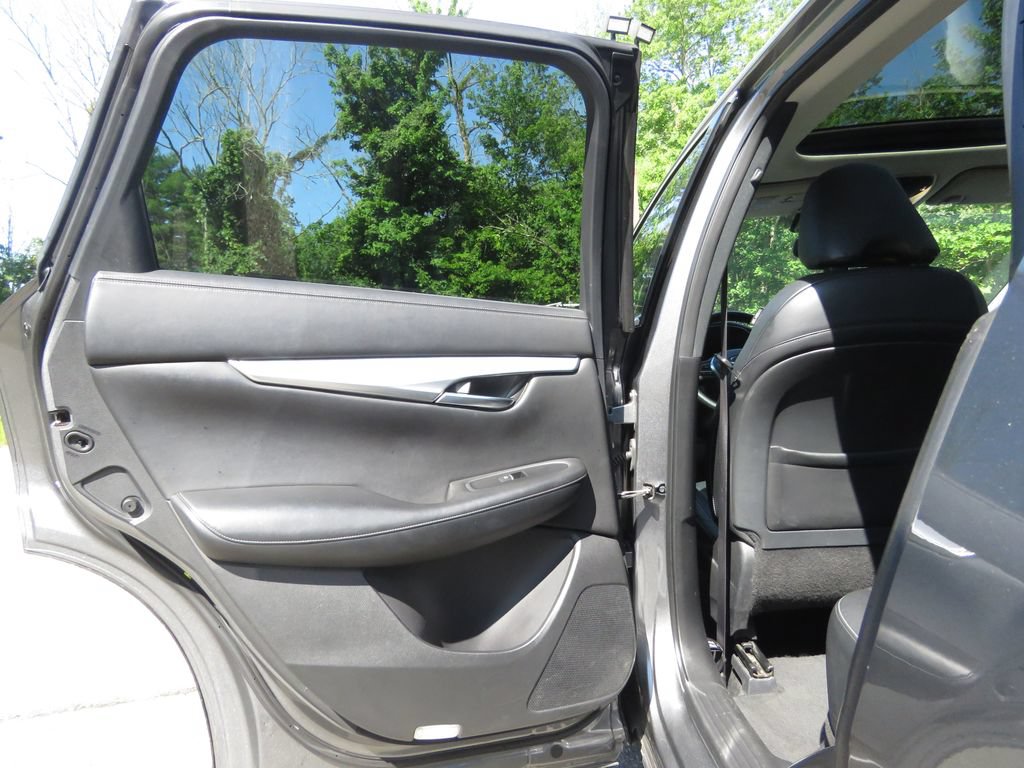 Used 2019 INFINITI QX50 Luxe AWD/4WD image 19