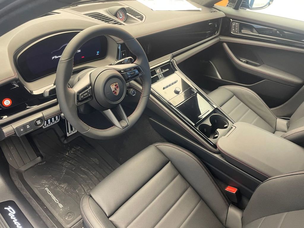 New 2026 Porsche Panamera GTS image 4