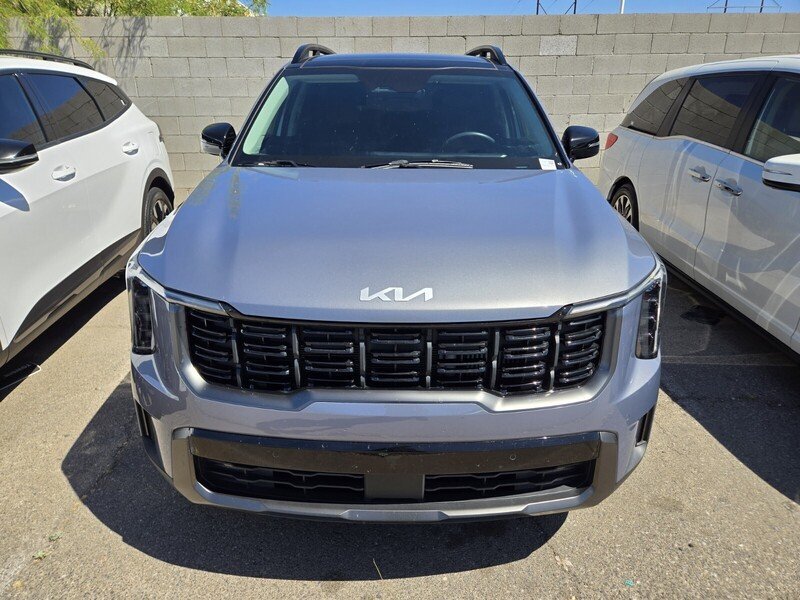 Certified 2024 Kia Sorento X-Line EX AWD/4WD image 3