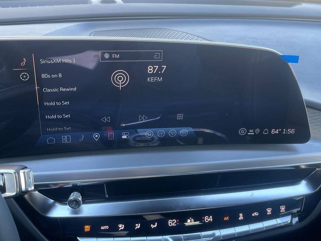 Used 2026 Cadillac Lyriq Premium Luxury image 5