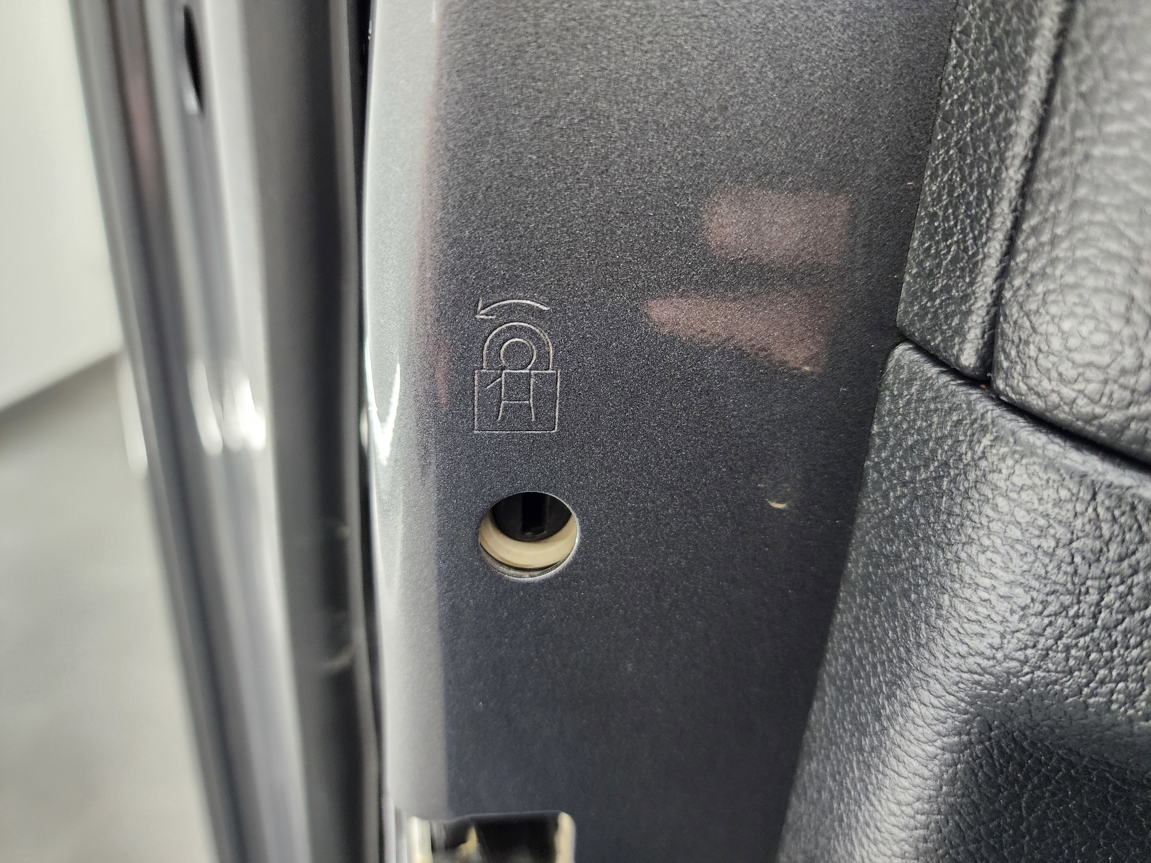 Used 2021 Ford F250 Lariat image 43