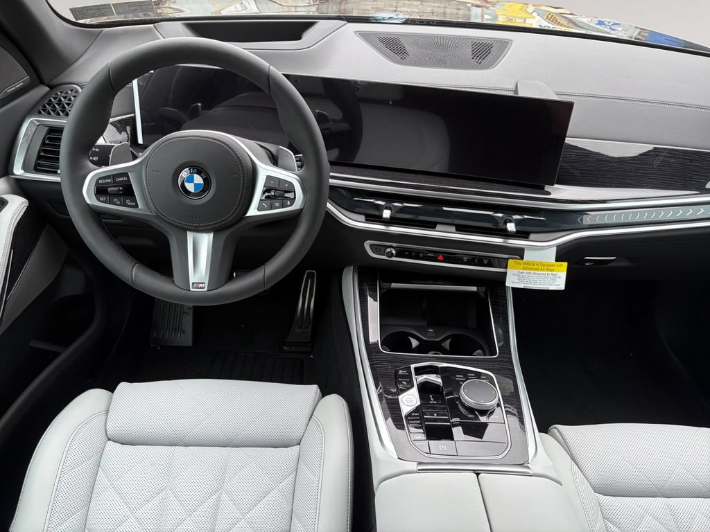 New 2026 BMW X5 xDrive40i w/ M Sport Package AWD/4WD image 10