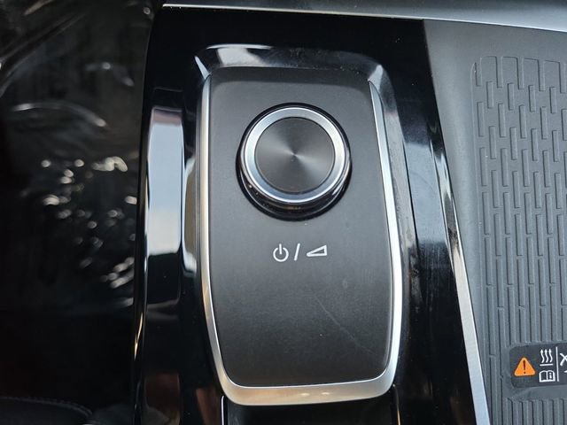 Used 2025 Buick Enclave Preferred image 30