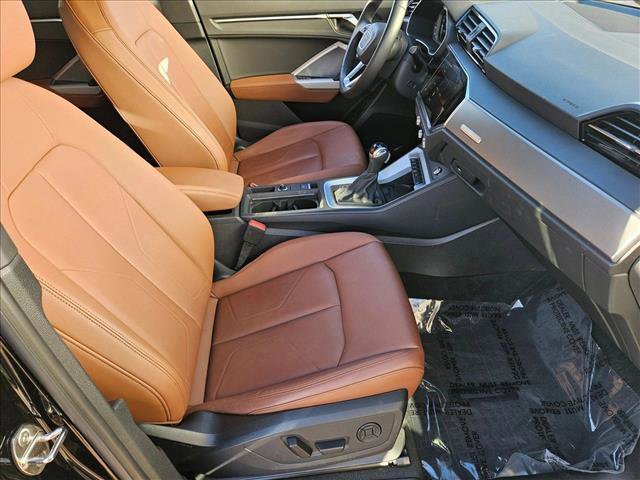 Used 2024 Audi Q3 2.0T Premium image 27