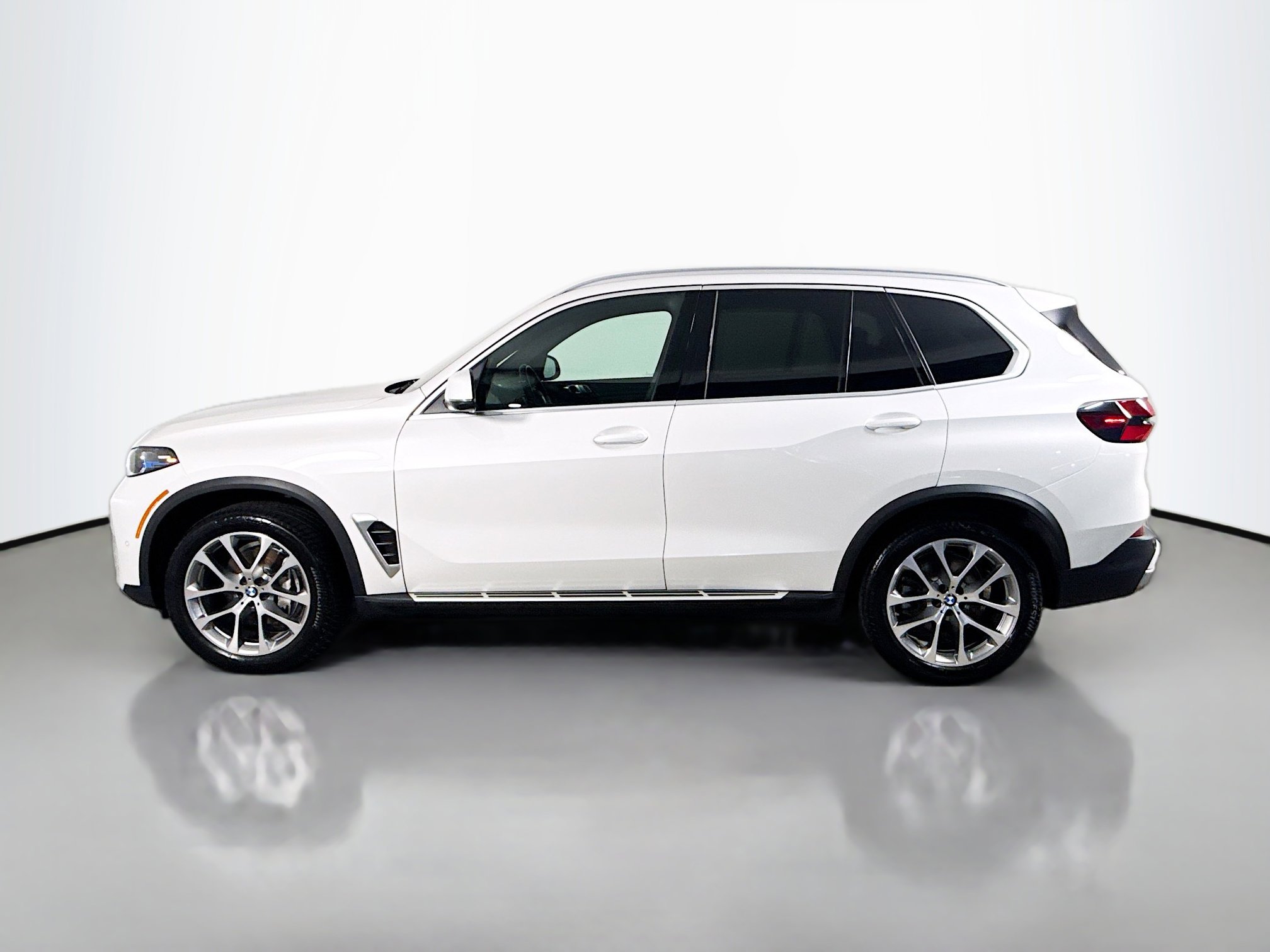 Used 2026 BMW X5 sDrive40i RWD image 6