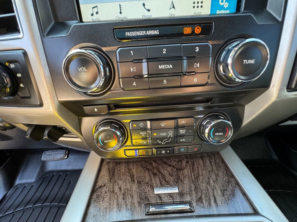 Used 2018 Ford F250 Lariat w/ Lariat Ultimate Package image 22