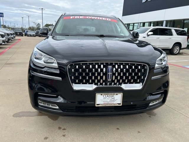 Used 2023 Lincoln Aviator Grand Touring w/ Equipment Group 301A AWD/4WD image 2
