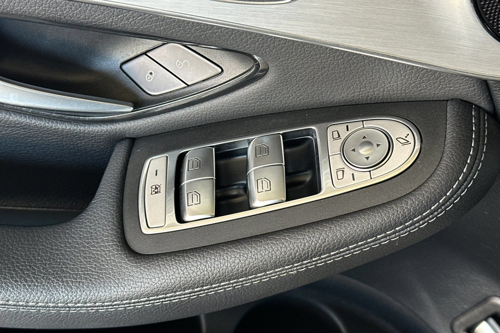 Certified 2021 Mercedes-Benz GLC 300 4MATIC Coupe image 12