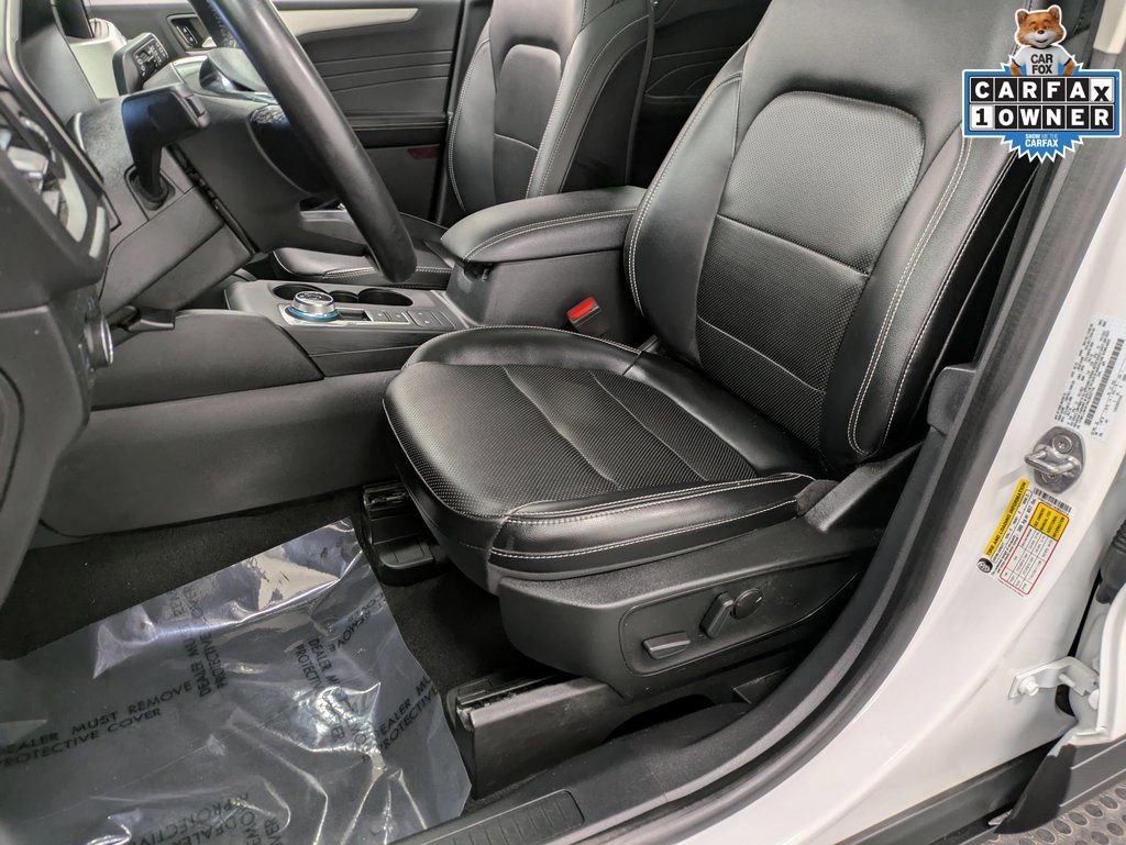 Used 2022 Ford Escape SEL w/ Technology Package image 11