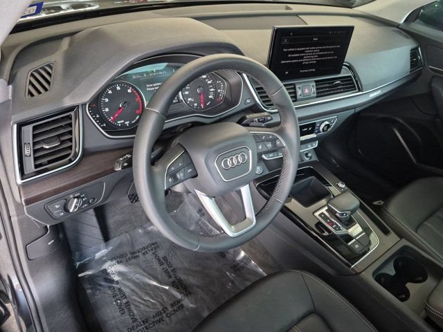 Certified 2023 Audi Q5 Premium w/ Convenience Package AWD/4WD image 11
