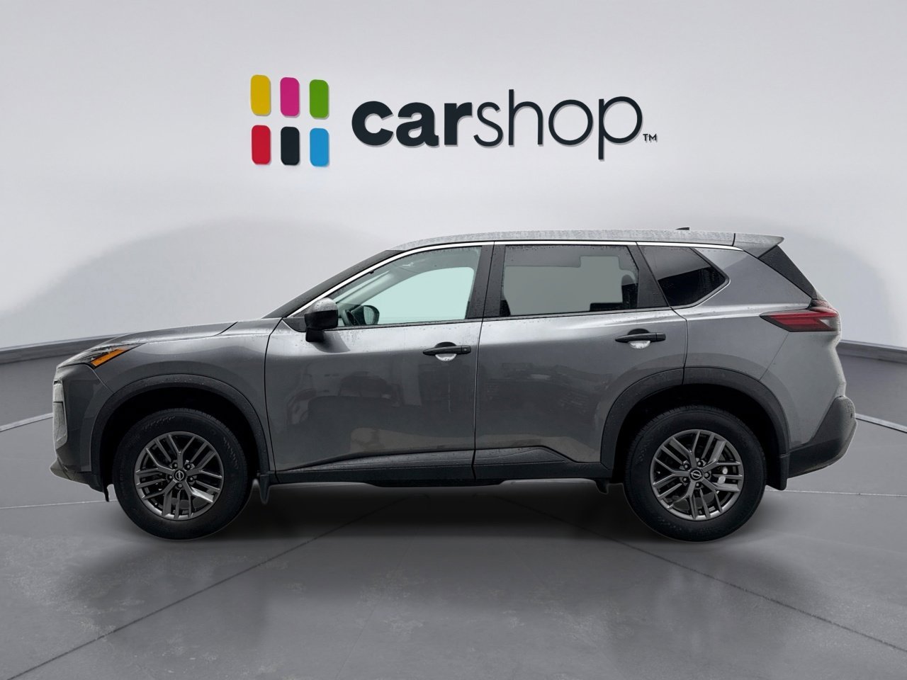 Used 2023 Nissan Rogue S AWD/4WD image 2