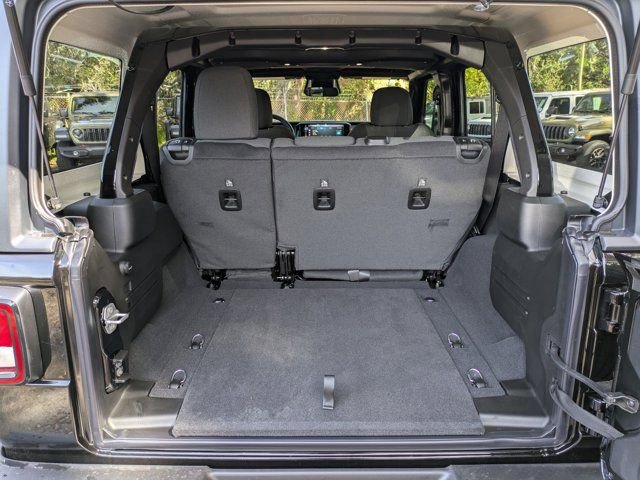 New 2026 Jeep Wrangler Unlimited Sport AWD/4WD image 11