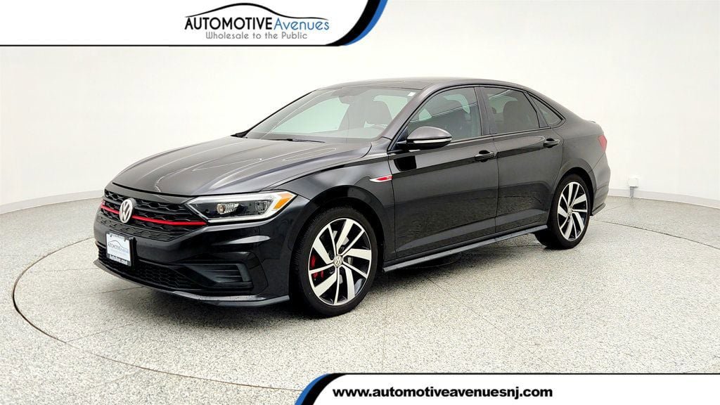 Used 2019 Volkswagen Jetta GLI FWD image 1