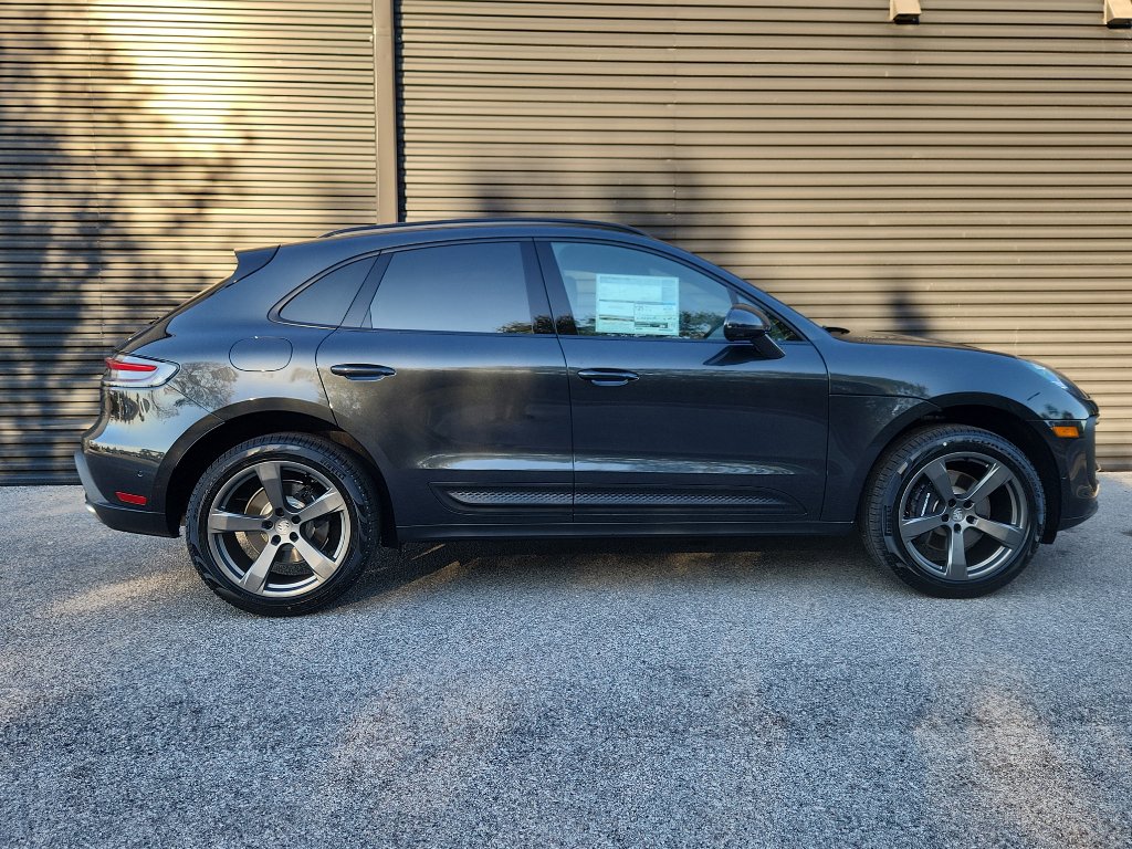 New 2026 Porsche Macan image 8