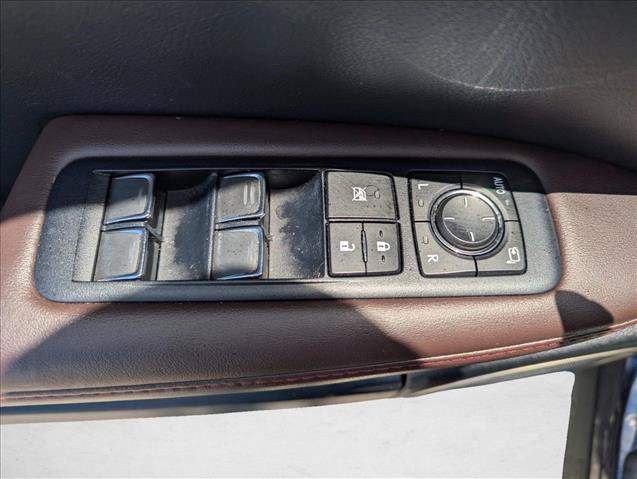 Used 2018 Lexus RX 350L Luxury w/ Accessory Package AWD/4WD image 10