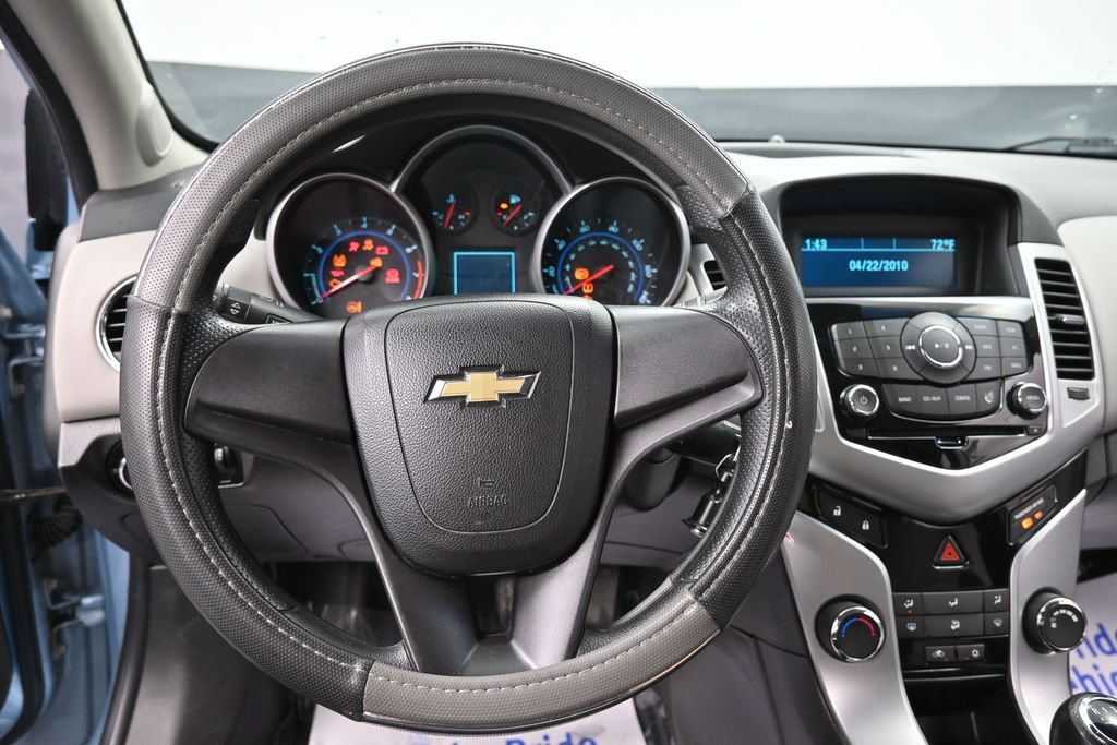 Used 2012 Chevrolet Cruze LS FWD image 28