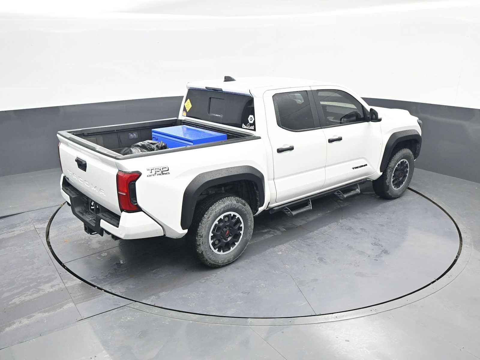 Used 2024 Toyota Tacoma TRD Off-Road w/ TRD Off Road Upgrade Package AWD/4WD image 6