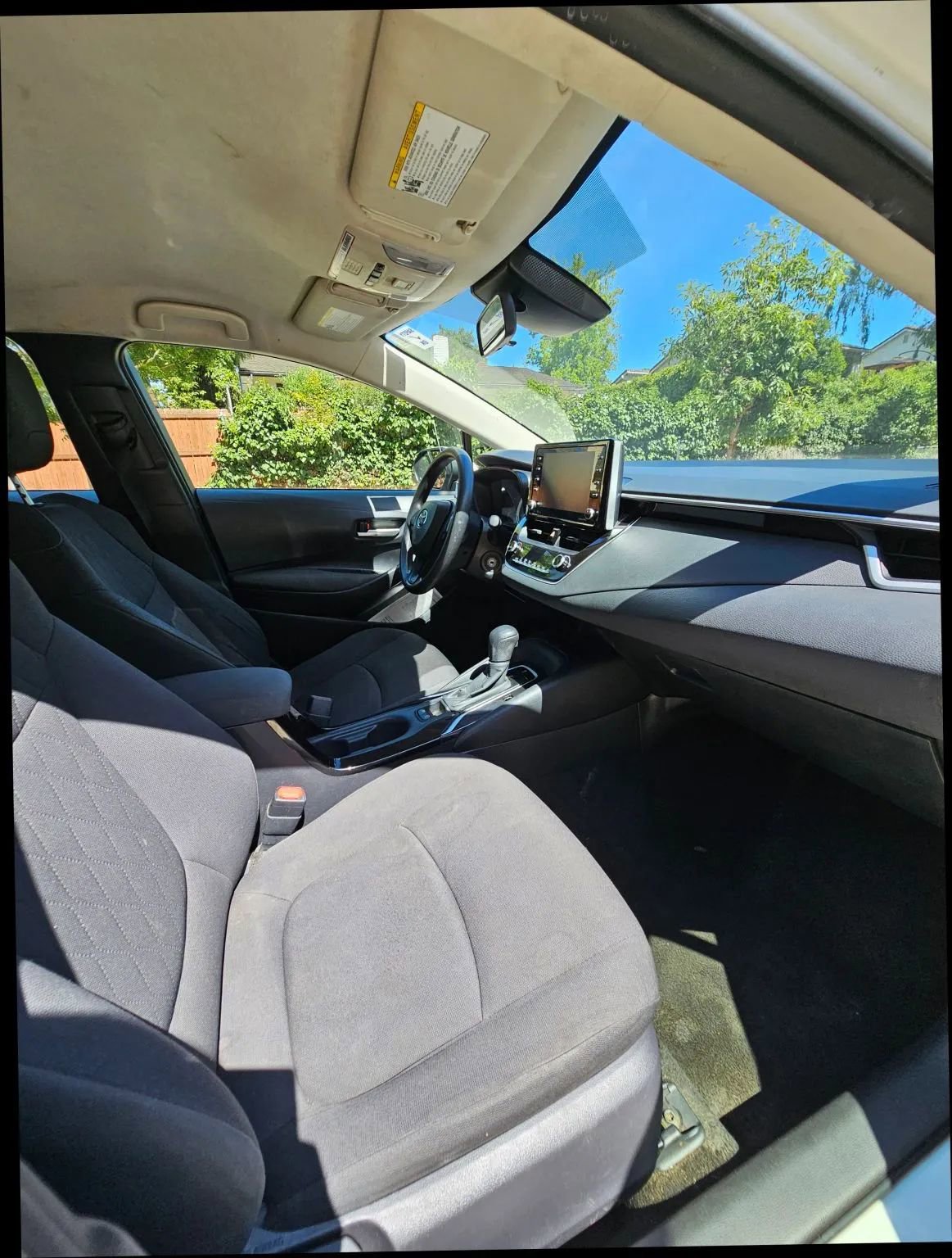 Used 2021 Toyota Corolla LE image 33