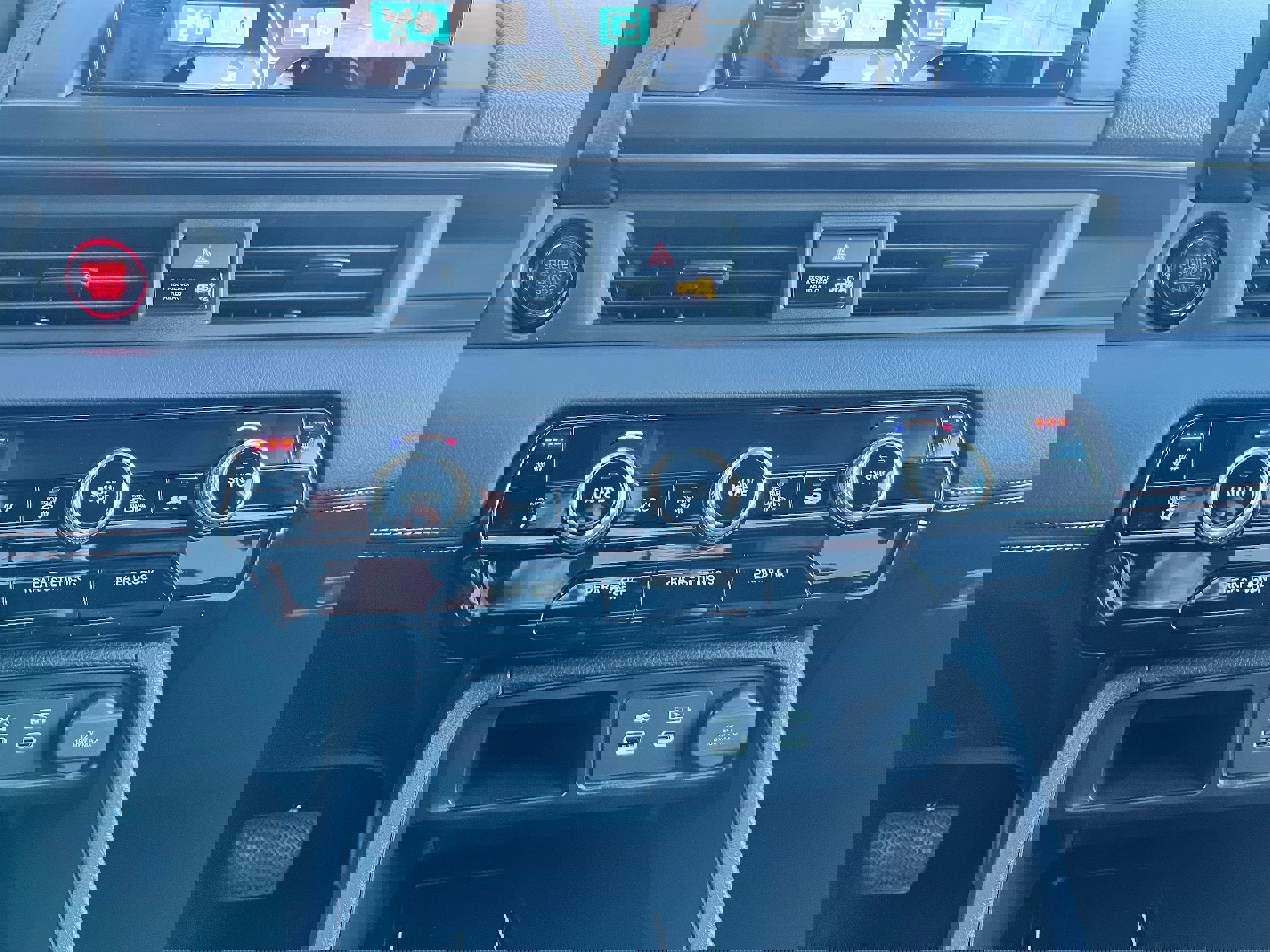 New 2025 Honda Pilot TrailSport image 15