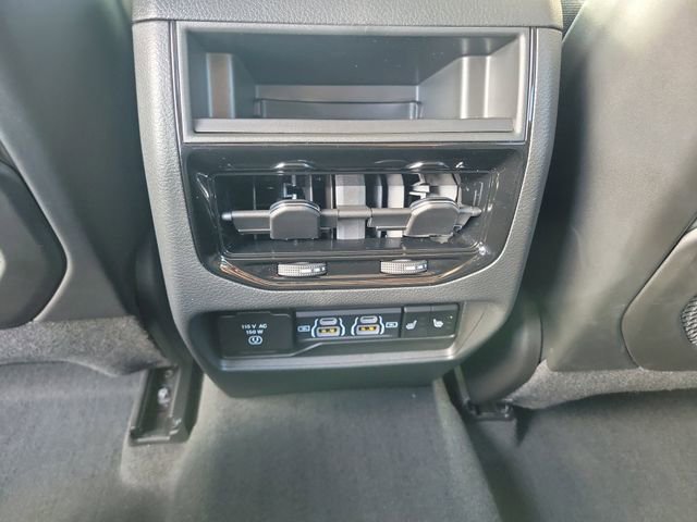 Used 2023 Jeep Grand Cherokee 4WD 4xe w/ Luxury Tech Group II image 11